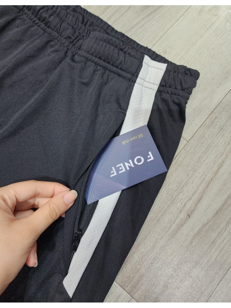 130den1.jpg